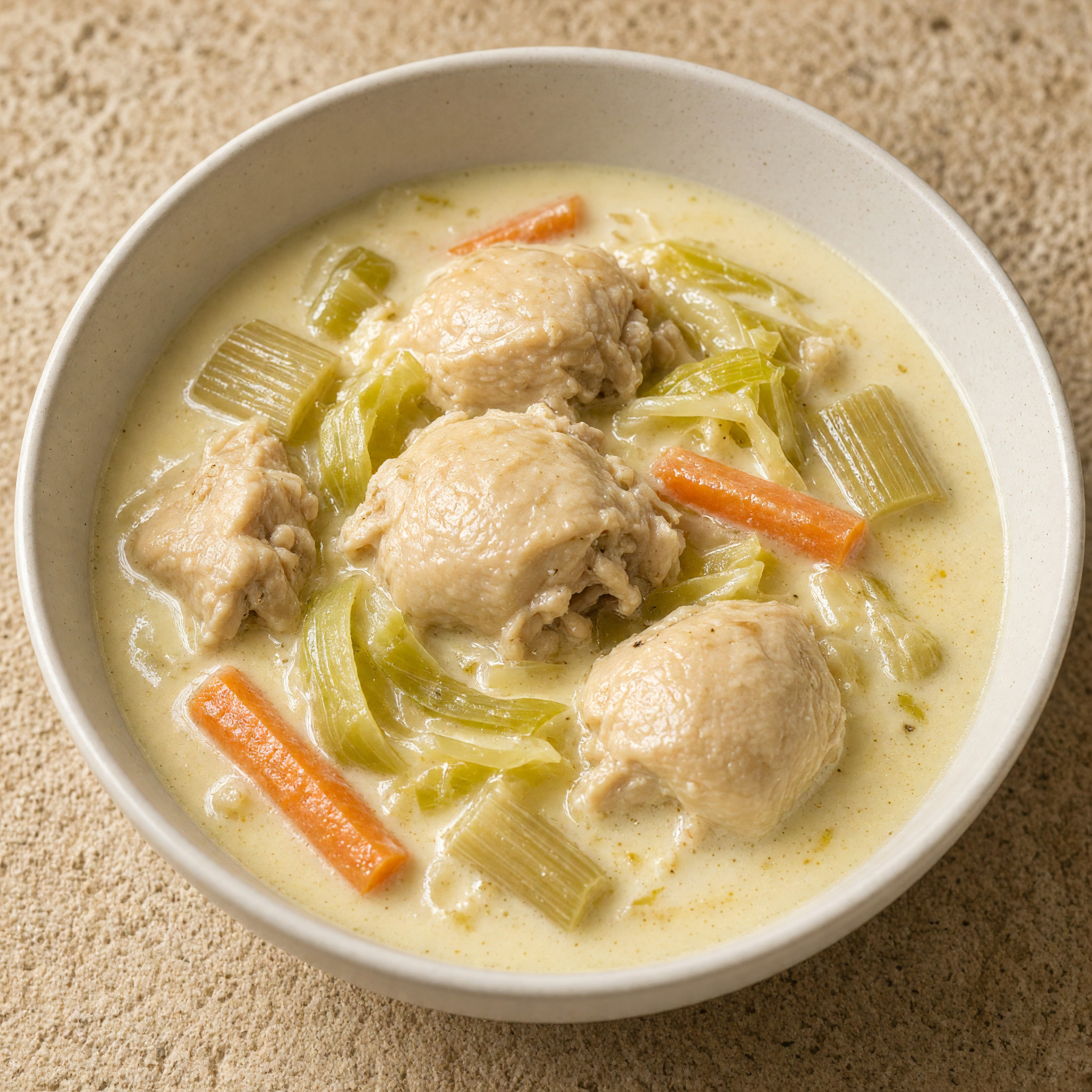 Waterzoï de poulet: cremiger Eintopf aus der Flanderküche